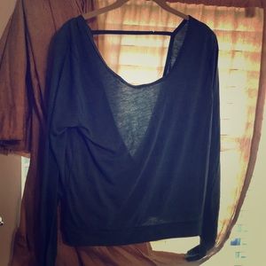 Long sleeve crop top